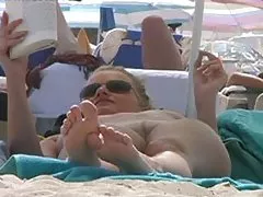 Porno film med et plot russisk amatør sex video med tjekkiske prostitueret med et kys på røv